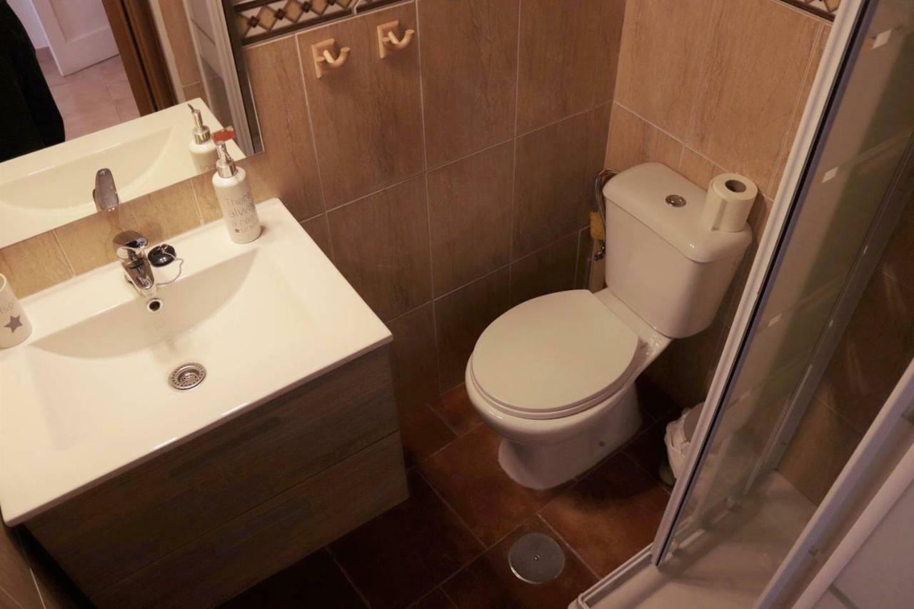 Oasis Atlantico: Rincon Secreto Al Pie De Los Senderos Azano Bagian luar foto