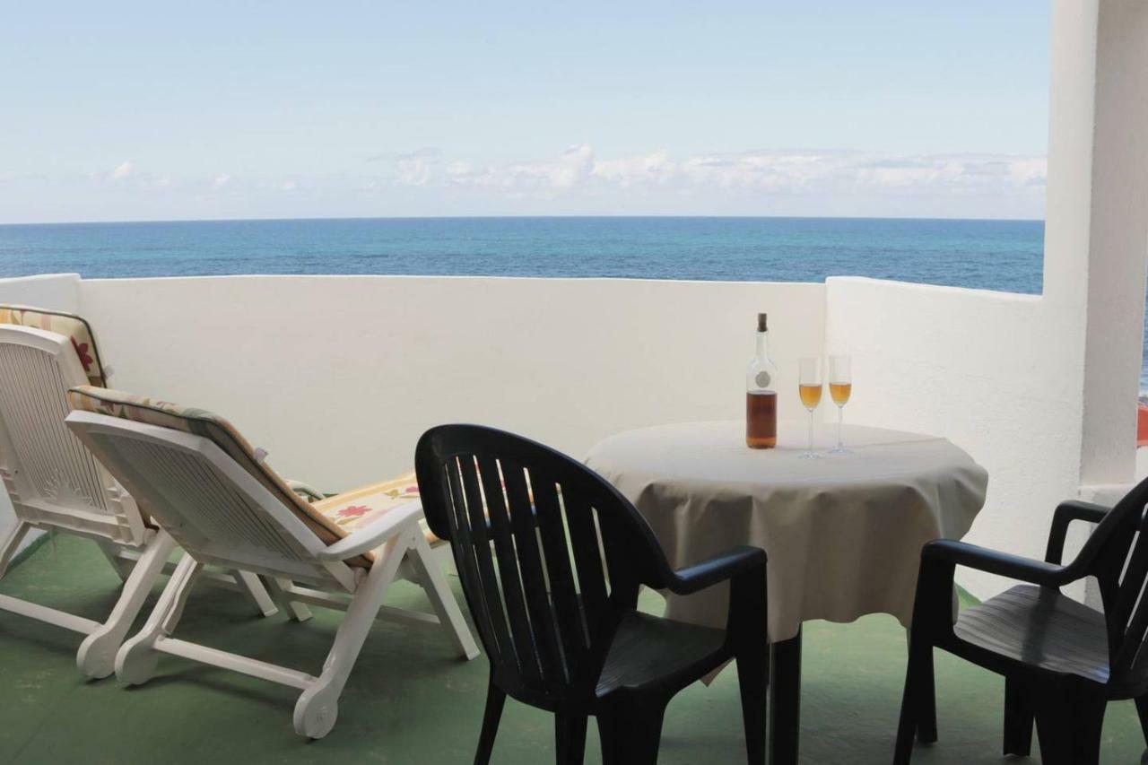 Oasis Atlantico: Rincon Secreto Al Pie De Los Senderos Azano Bagian luar foto