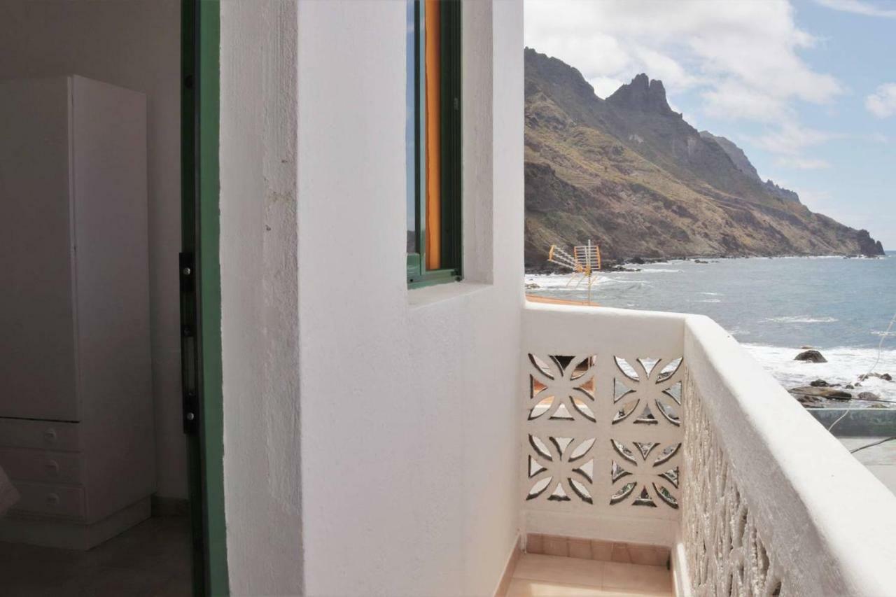 Oasis Atlantico: Rincon Secreto Al Pie De Los Senderos Azano Bagian luar foto